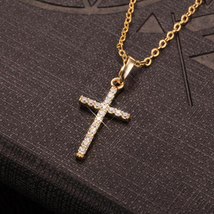 Jesus Cross Pendant Necklace - £8.61 GBP
