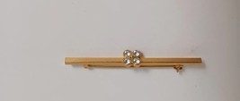 Vintage Gold Tone Floral Brooch by Avon 2&quot; - $168.20 MXN