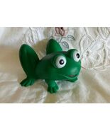 Vintage Rubber Green Squeaky Bull Frog Bathtub Toy 3&quot; Tall 4.5&quot; Length T... - $238.50 MXN