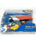 Hot Wheels Radar Gun Speed Detector Toy J2358 - $82.04 CAD