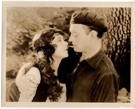HEAVEN ON EARTH (1927) Lovers Conrad Nagel and Renee Adoree Embrace During WWI - £47.97 GBP
