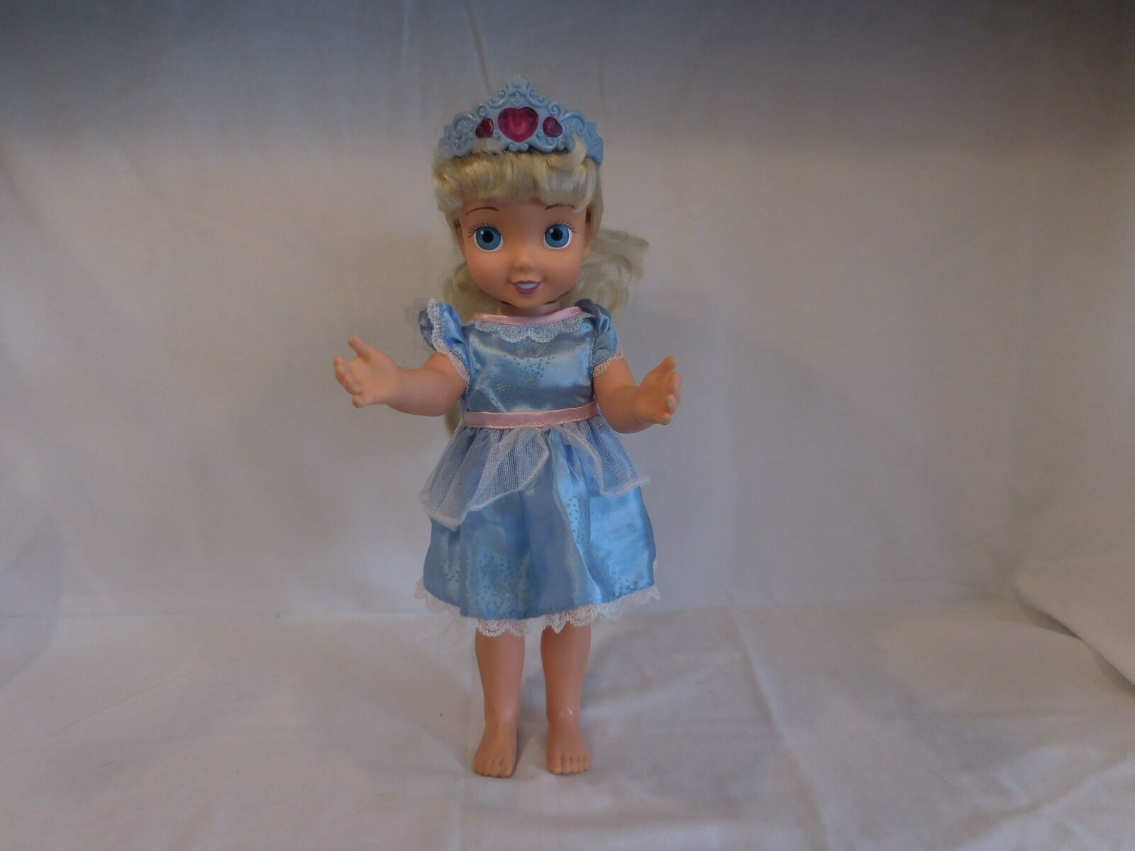 Disney 2006 Cinderella Toddler Talking and Lights up Doll Dressed and works - $20.81