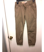 NWT Levis Jogger Pants Khaki Outdoors Youth Boys Size Medium Elastic Wai... - $280.41 MXN