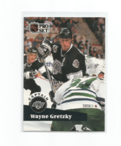 Wayne Gretzky (Los Angeles Kings) 1991-92 Pro Set Captain Card #574 - £3.95 GBP