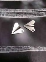 5 Paper Airplane Charms Pendants Antiqued Silver Ox  3D Plane - £1.06 GBP