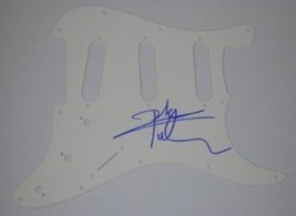 THE WHO  pete   AUTOGRAPHED   signed  STRAT  PICKGUARD - £469.87 GBP