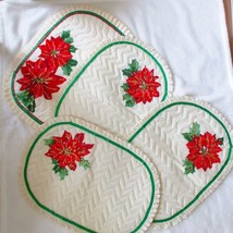 Set Of 4 Quilted Placemats With Red Poinsettia Design &amp; Ruffle Border - $185.83 MXN