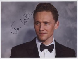 Tom Hiddleston SIGNED 8" x 10" Photo + COA Lifetime Guarantee - $89.99
