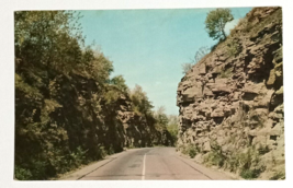 Twin Cuts Roosevelt Highway US 6 Pennsylvania PA Dexter Press UNP Postcard 1957 - £3.95 GBP