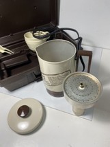 Vintage Nesco Home n Away 4Cup Coffee Travel Kit Dual Volt Percolator In... - $18.77