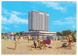 Vtg Postcard-Germany-Rostock Warnemunde-Hotel Neptun-Chrome-GER2 - £4.61 GBP