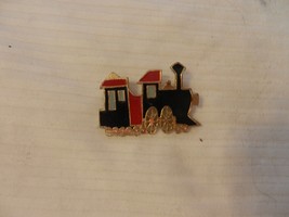 Painted Gold Tone Metal Old Time Train Steam Engine Pin 2&quot; x 1.5&quot; - $20.00