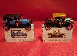 Reader&#39;s Digest Miniature Classic Cars (Set of Two) Ford Model T &amp; Buick - £14.69 GBP