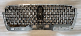 Inner chrome black front grill for 2020+ Aviator Black Label LC5B-8200 - $76.99