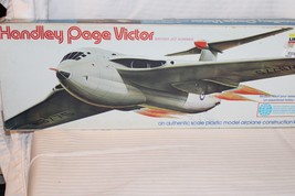 1/96 Scale Lindberg, Handley Page Victor Jet Model Kit, #5312 BN Open Box - $90.00
