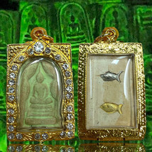 Thai Amulet Somdej Style Collectible From Wat Ceremony Edition 
Thai Amu... - $731.45 MXN