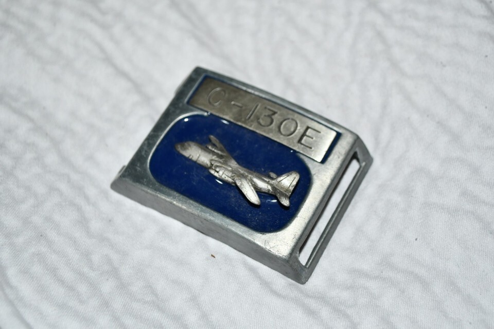 E. Hull Belt Buckle 1977 C-130E Transport Airplane USAF Military w1b3 - $26.10