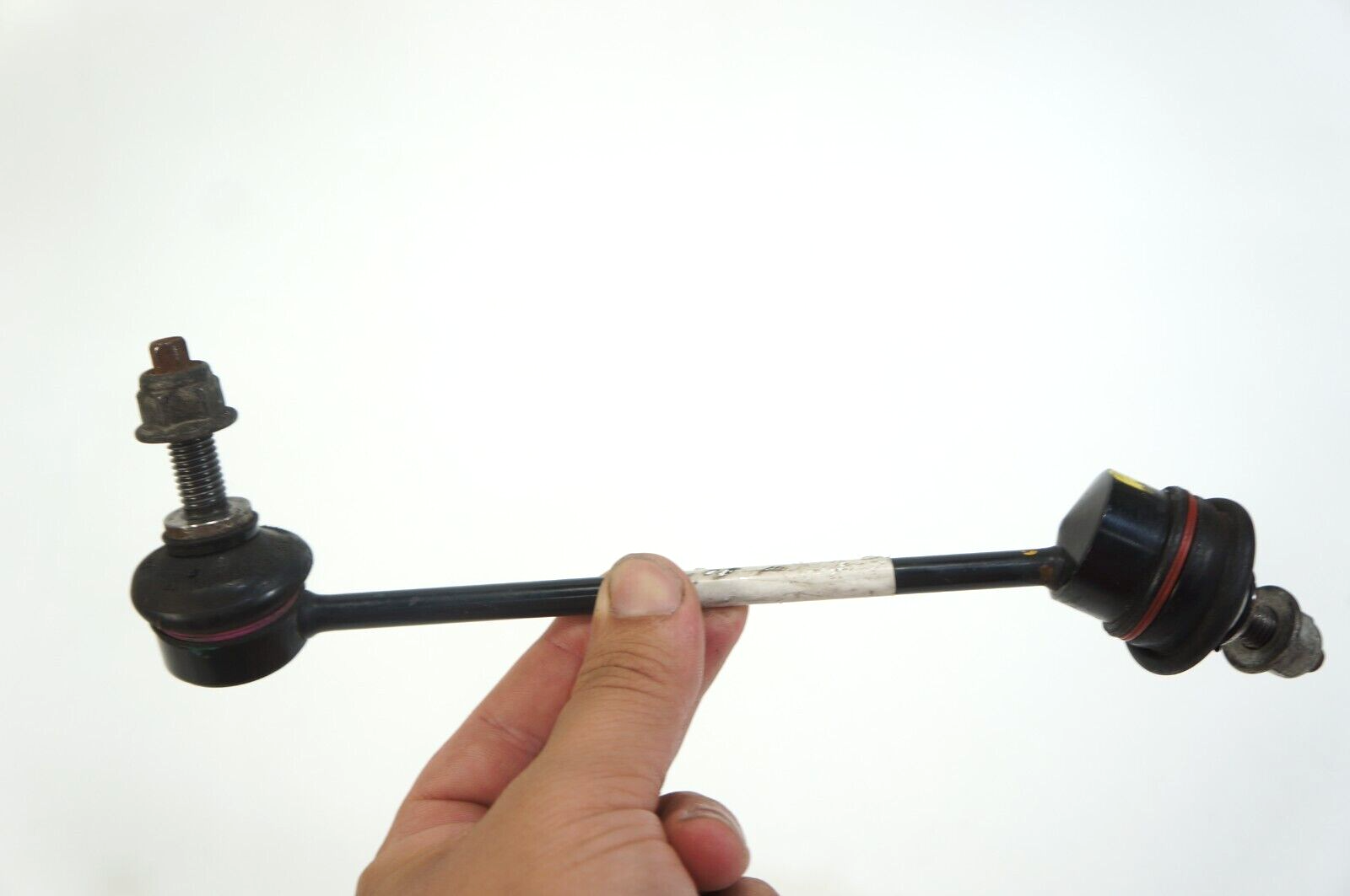 2002-2005 ford thunderbird tbird rear left driver side stabilizer sway b... - $35.00