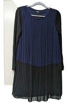 Women&#39;s Dark Blue and Black Pleated Short Dress Medium - £6.95 GBP