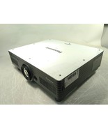 Shutter Error Panasonic PT-D5700U Large Venue DLP Projector AS-IS for Re... - €88,88 EUR