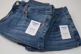 Denizen Levi&#39;s BOYFRIEND Vintage Inspired Jeans Size 2 W26 NWT Lot of 2 - £30.06 GBP