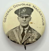 1940&#39;s General Douglas Macarthur 1.25&quot; RARE Pinback Button SKU PB91-2 - £43.24 GBP