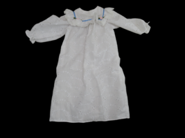 Magic Attic Club Doll Allison&#39;s Nightgown 18&quot; White Eyelet Lace Blue Ribbon - £19.35 GBP