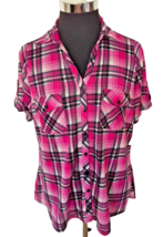 R N B Blouse Women&#39;s Size 1X Pink White Black Plaid Stretch Knit Lace Back Yoke - £11.87 GBP