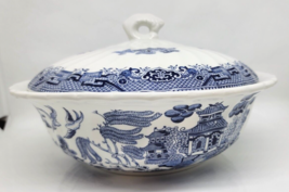 Wessex Collection England Blue Willow Covered Casserole Dish - £35.43 GBP