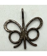 VINTAGE BUTTERFLY WIRE WORK STERLING SILVER PENDANT TRUE RETRO CLASSIC 3g - $366.18 MXN