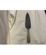 Vintage Hunt Silver Co. Repousse Cake Server - $2,176.77 MXN