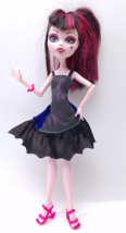 Monster High Doll - Draculaura Scaris City Of Frights - £22.99 GBP