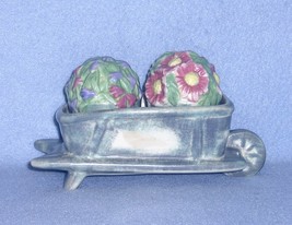 Sonoma Home Goods In the Garden Figural Salt &amp; Pepper Set Flower Cart Holder - £8.01 GBP