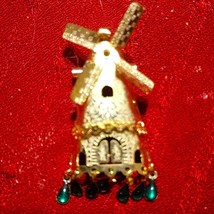 Cute little vintage windmill brooch - £16.59 GBP