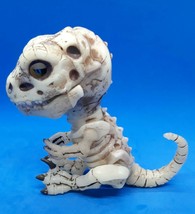 Untamed  Skeleton Raptor Gloom by Fingerlings 3982 Glow In The Dark - Wowwee - £10.38 GBP
