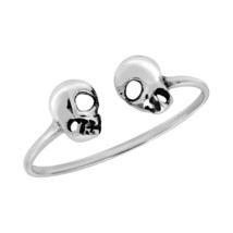 Edgy Punk Staring Skulls Face Sterling Silver Ring-8 - £7.66 GBP