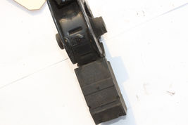2000-2005 TOYOTA CELICA GT GT-S FRONT SUBFRAME CROSSMEMBER MOTOR MOUNT R348 image 7