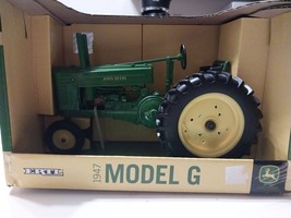 John Deere 1947 Model G Tractor ERTL Die-Cast Metal Tomy 1:16 Green Farm... - $46.75