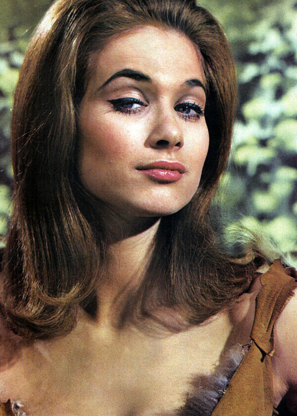 Valerie Leon Carry on Up the Jungle portrait 5x7 inch publicity pose - $5.75