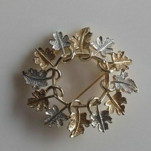 Vintage Signed Sarah Coventry Round  Silver Tone &amp; gold tone Leaves Brooch/Pin - £12.45 GBP