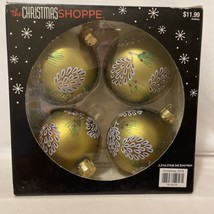 Christmas Tree Ornaments The Christmas Shoppe Lot of 4 Green Glass Decor - £14.24 GBP