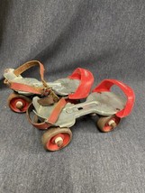 Rare Vintage Pair Of Union Hardware Adjustable Metal Roller Skates - Pink Straps - £11.99 GBP