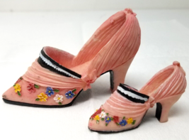 Pastel Pink Fashion Heels Shoe Figurines Floral Textured Beaded Resin Vintage - £9.12 GBP