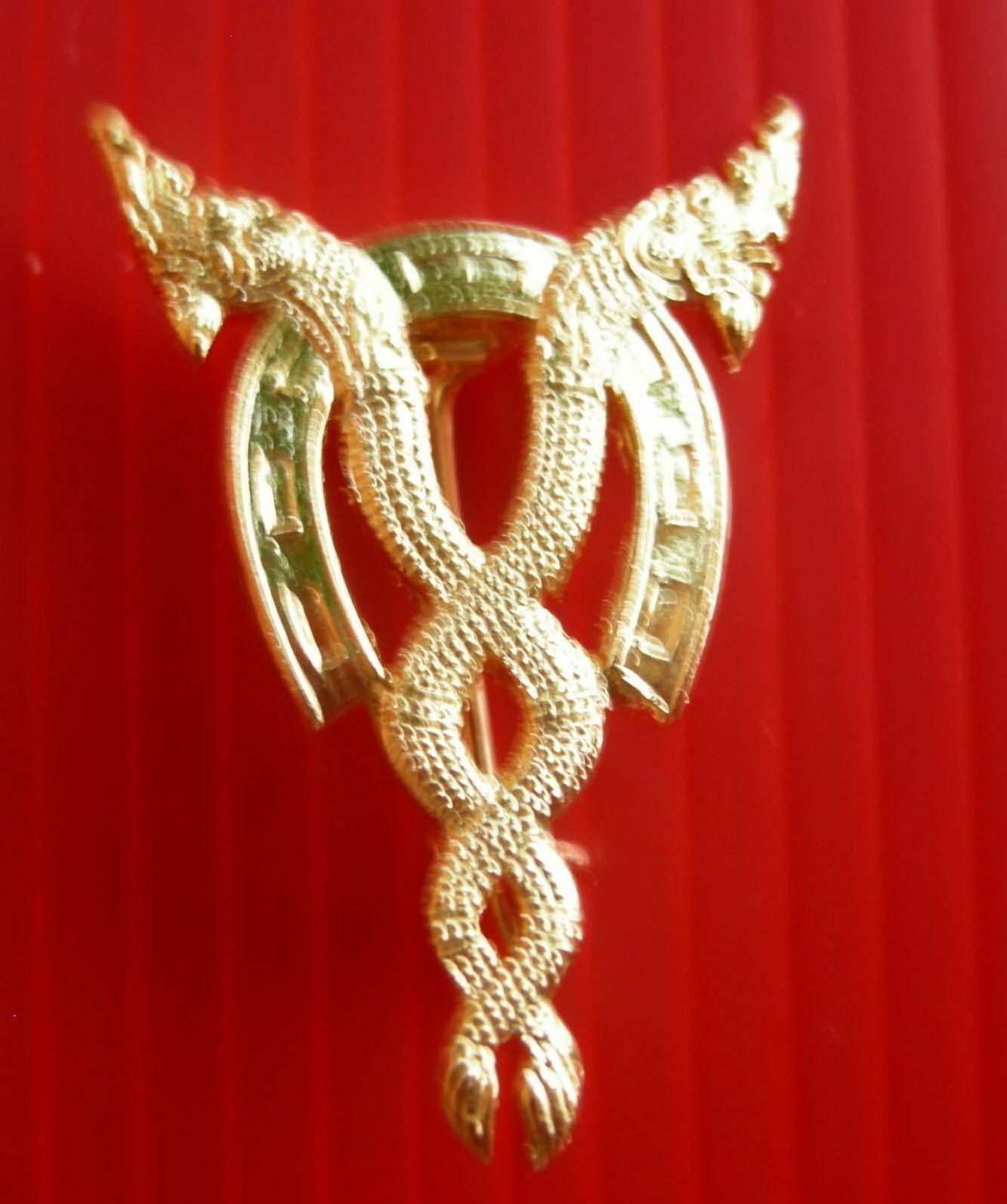 Veterinary, Thai army Veterinary Service Soldier metal BADGE PIN Thai Mi... - $7.70