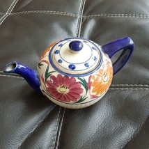 Vintage Japanese Majolica 9&quot; Hand Painted Teapot w Lid Flower &amp; Pollen 8 x 6 - £15.25 GBP