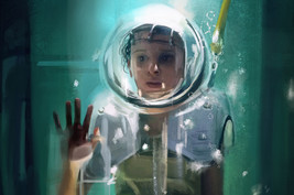 Stranger Things Millie Bobby Brown in water chamber 24x18 Poster - £18.95 GBP