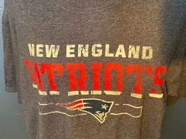 T-shirt Football Sports Men&#39;s L New England Patriots NFL Team Apparel Co... - £18.47 GBP