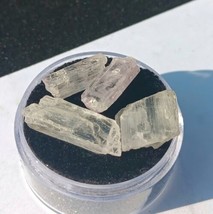 Terminated Kunzite Crystal, 3.2G, 4 Stones, Striated Pink Kunzite 20x6mm - $15.32