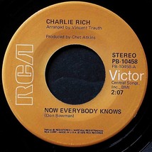Charlie Rich - Now Everybody Knows / I&#39;ve Got You Under My Skin [7&quot; 45 rpm] - £3.56 GBP