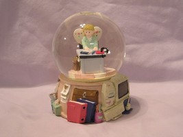 Angel Student Snow Globe Music Box - $164.14 MXN
